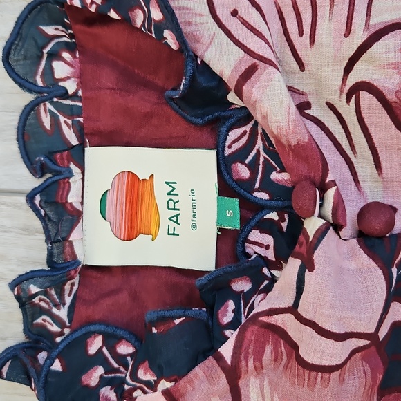 NWOT Farm Rio Top - Picture 7 of 11